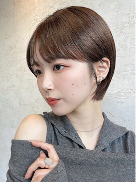 カルネ(Karne) 耳掛け丸みショート