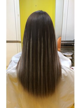 デュオヘアー エクステンションズ 新宿 ☆ハイライトで立体ロングヘアー★