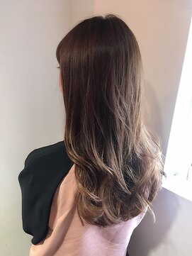 パティオン(PATIONN) ちょっとしたイメチェンアクセントにナチュラルグラデーション