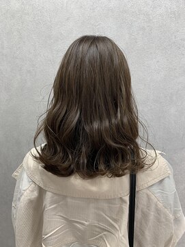 リリー(Lilley) 【lilley 高田彩乃】オルチャン☆透明感モカベージュ(天神/今泉)