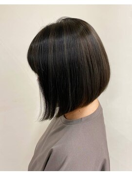 アイコニック 天神店(ICONIQ) ウルツヤボブ