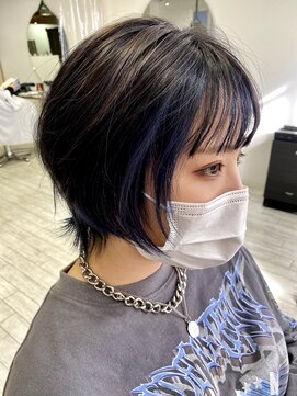 ビードロ 吉祥寺店(vi dro) 【お客様スタイル】ウルフカット×インナーネイビー