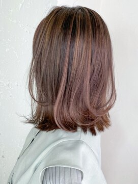 アイティー バイ アルバム 浦和店(IT by ALBUM) ライト3Dハイライト_フェミニンロングダークアッシュ_ba309361