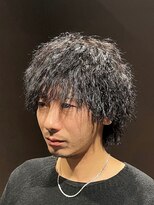 ビーダンディー(Bee dandy)&nbsp;ツイストスパイラルパーマ 無造作マッシュウルフ ツーブロック