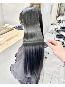 フェリア 松山(Feria) 美髪ブラック☆白石