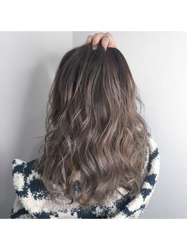 リベルテ 新宿(Liberte) バレイヤージュ