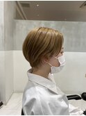 【有坂映哉】大人可愛いナチュラルショートひし形ボブハイトーン