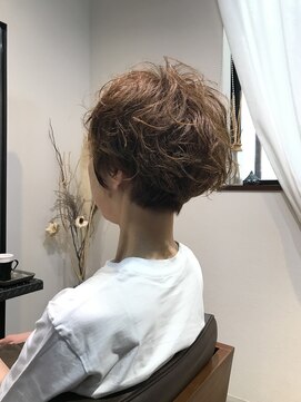 ワ ヘアー(wa-hair) マッシュパーマ×シルキーベージュ×髪質改善×大人な白髪染め