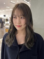 ピークアブー ニュウマン新宿(PEEK A BOO NEWoMan) ロングヘアフェイスレイヤーグレージュブリーチなし透けカラー