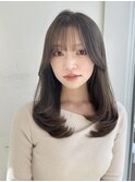 内巻きレイヤーワンカール顔周りカットエアリーロング