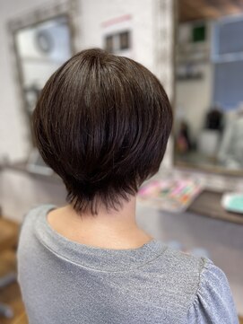 ラヴィアンローズ(La vie en rose) ショートボブ