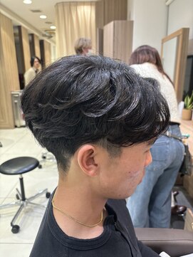 アッシュ 等々力店(Ash) カルマパーマセンターパート刈り上げ
