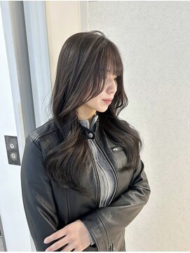 ユーフォリア 渋谷グランデ(Euphoria SHIBUYA GRANDE) レイヤーカット　くびれ巻き