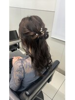 10代20代30代◎ハーフアップモテ髪編みおろし