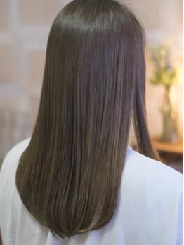 グルービーヘア(Groovy Hair)の写真/【本笠寺駅徒歩1分】豊富なトリートメントをご用意しています♪サラツヤ髪で毎朝のヘアセットが楽になる！