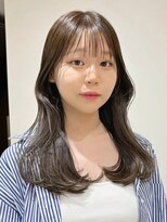 エル バイ アンキシム(elu by AHNKISM)&nbsp;ミディアムロングレイヤーカット顔まわりくびれ韓国ヘア心斎橋