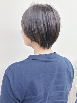 モリオ(morio) ＊丸みショート前下がりショートボブ大人ショートボブオリーブ