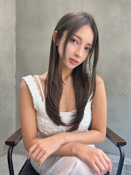 エイチ(H eitf) H【eitf】 原宿 表参道