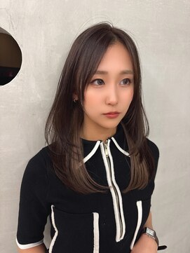 トルクアータ 伏見(torquata) レイヤーカット