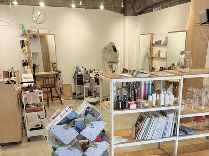 ミコ 珈琲と髪の写真