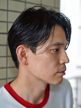 ライラ(Lyla) 【大人センターパート】30代メンズの色気×清潔感