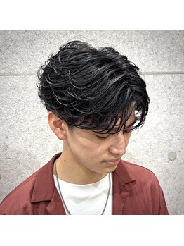 ロイ(ROY)の写真/学生さんに人気！学割などもありお得に。初めての美容室にもおすすめ♪