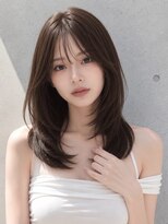 ユーフォリア 渋谷グランデ(Euphoria SHIBUYA GRANDE)&nbsp;ミディアムレイヤー韓国ヘア顔周りレイヤーべージュカラー前髪