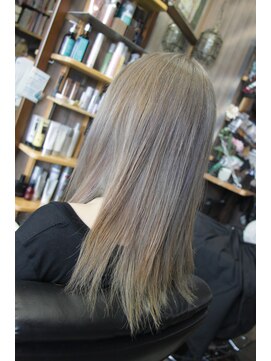 オーバーキャプテンネイキッド(OVER CAPTAIN NAKED) スモーキー＊グレージュアッシュ