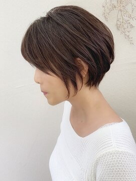 アヴァロン(AVALON) 30.40代にオススメ！横顔美人ショート×イルミナカラー