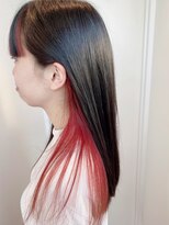 ステア ケース(stair case)&nbsp;【大人かわいい ツヤ髪】インナーカラー ストレートロング