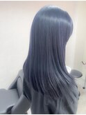 透明感溢れる垢抜けネイビーブルーカラー
