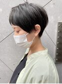 襟足スッキリ☆オン眉ショートヘア