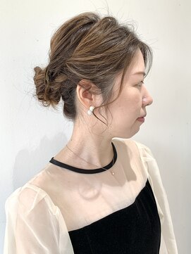 フォーク FOLK 【FOLK】透明感ペールベージュ☆似合わせゆるお団子アレンジ♪