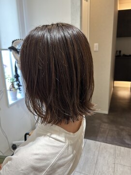 セウバイステラ(Ceu by STELLA) 大人かわいい 切りっぱなしボブ