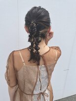 美容室 アイディー i-dee&nbsp;ツイン編み下ろし