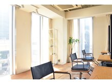 ナック 茶屋町(knack chayamachi)の雰囲気（髪質改善/ケアブリーチもお任せください。[縮毛矯正/ハイライト]）