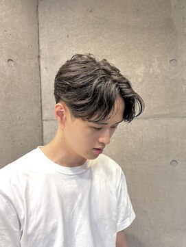 ヒート トウキョウ 目黒店(HEAT TOKYO) フェザーパーマ　センターパート　ダウンパーマ