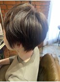 大人可愛い！ふんわりシルエットの小顔ショート