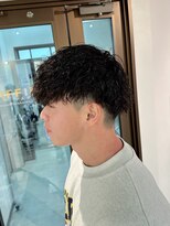 コワファーストナガサキシャンプーボーイ(COIFF1RST NAGASAKI SHAMPOO BOY)&nbsp;ツイストスパイラルパーマ　メンズサロン　マッシュカット　韓国