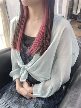 エシカ(ethica) 【ethica_南船場】インナーカラーピンク×重めロング