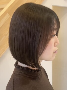 レリコ ニド(Relico-nid) 髪質改善20代30代 大人可愛い垢抜け前下がりボブ