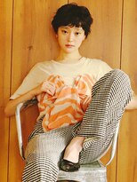 バーノン(VERNON)&nbsp;NEST CROP SHORTwearingYOSHIO KUBO【VERNON】058-262-3611