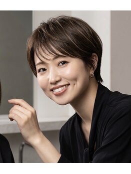 ザ グレース(THE GRACE)の写真/女性目線の提案で白髪もおしゃれにカバー♪低刺激な商材と頭皮ケアで年齢による髪のお悩みに◎