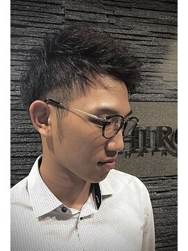 バーバークラシックス(BARBER CLASSICS) 耳上ツーブロック