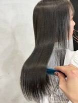 ウィクシー(wixy)&nbsp;ダークグレージュ