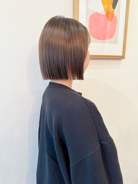 ローレン(LOREN) ミルクティーベージュぷつっとボブケアブリーチ 梅田