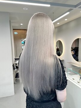 ソル 栄矢場町(SOL) ホワイトシルバー