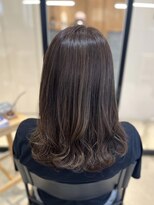 ニーイチイチ(211)&nbsp;透明感カラー/ミディアムレイヤー