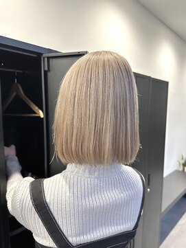 ゴウトゥデイシェアサロン 町田店(GO TODAY SHAiRE SALON) ホワイトベージュ×ボブ【町田】