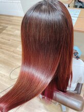 今までの縮毛矯正に比べてかなりダメージが抑えられます♪